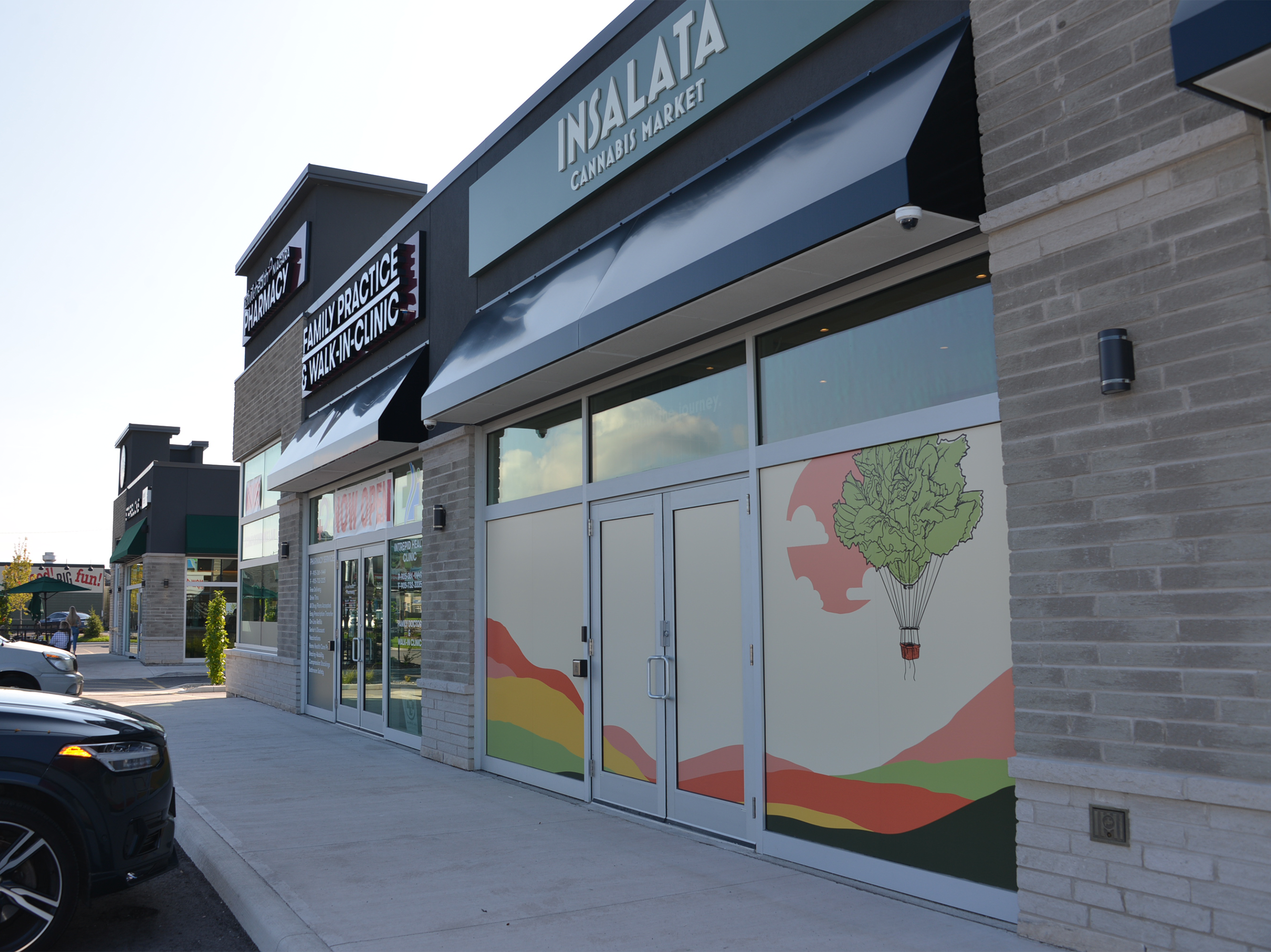 Exterior image of Insalata Cannabis Market in Welland, Ontario